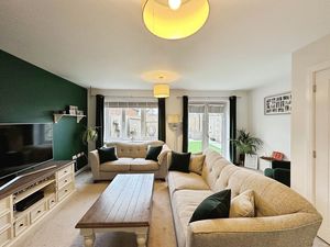 Photo 17- click for photo gallery